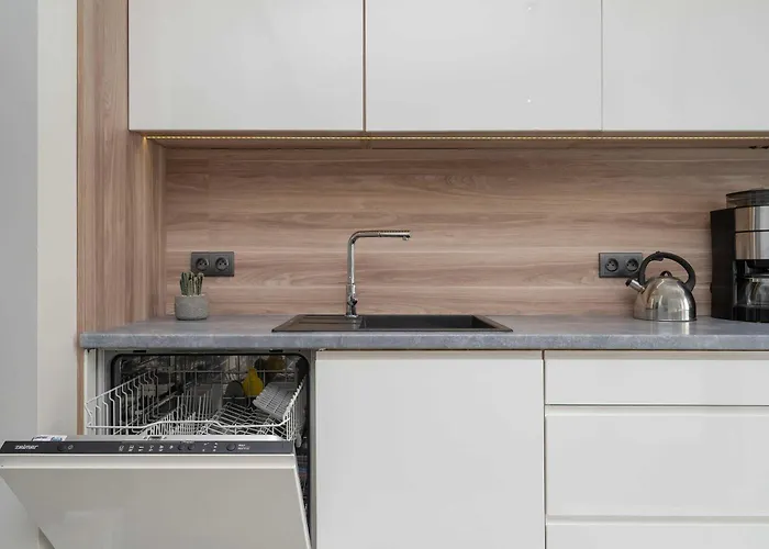 아파트 Elegant Slezna In With Parking By Renters 브로츠와프